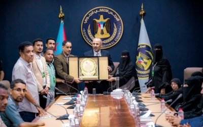 الرئيس الزبيدي يشيد بدور منظمات المجتمع المدني بحضرموت ويحثهم على مواصله العطاء لخدمة المجتمع