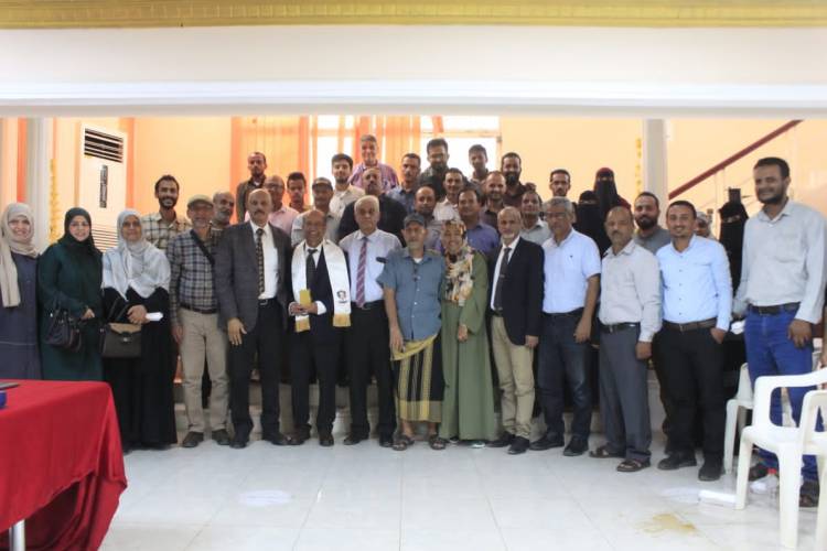الوكيل الشبحي يشارك في محاضرة عملية بعنوان Prevention and early detection of colorectal cancer القاها الدكتور الزائر من الولايات المتحدة الأمريكية د. محمد الصلاحي