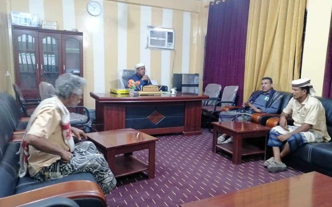 مدير عام خنفر “اليوسفي” يلتقي قيادة صندوق النظافة والتحسين محافظة أبين