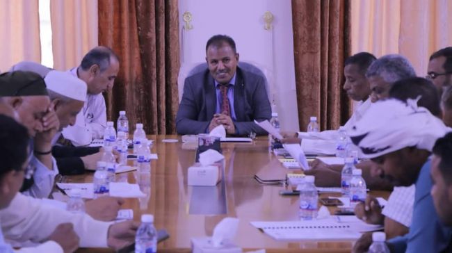 الوكيل العامري يترأس إجتماع مجلس إدارة المؤسسة المحلية للمياه والصرف والصحي