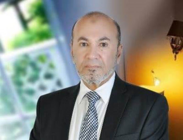 مدير جامعة اماراتية يطالب المجلس الانتقالي الجنوبي بتوقع هذا الأمر