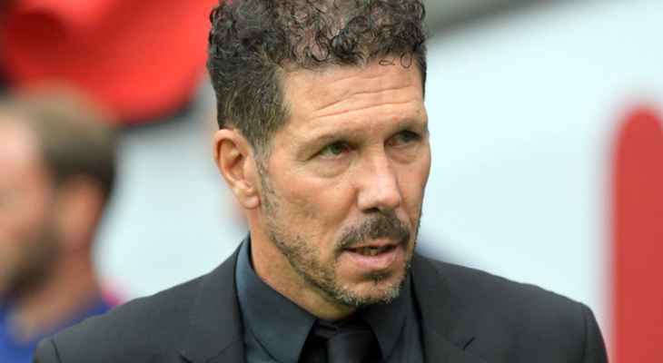 اتلتيكو مدريد يدرس تأجيل محادثات التجديد للمدرب سيميوني
