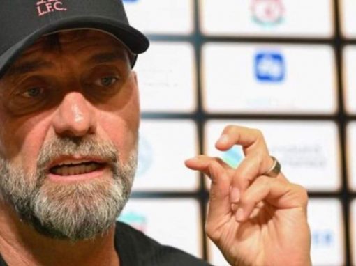 مدرب ليفربول يرد على تصريحات رئيس الفيفا بشأن الدوري السعودي