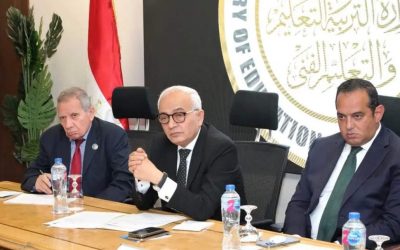 مصر تحظر ارتداء النقاب في المدارس.. وغطاء الرأس اختياري