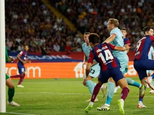 فيلكس يقود برشلونة إلى فوز عريض على أنتويرب