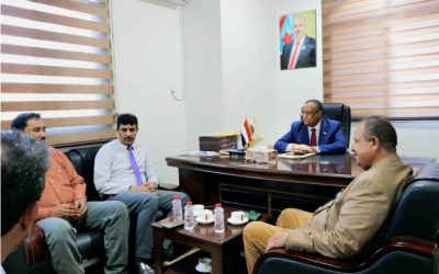 الدكتور الخُبجي يستقبل وفدًا من وزارة الشباب والرياضة بالعاصمة عدن