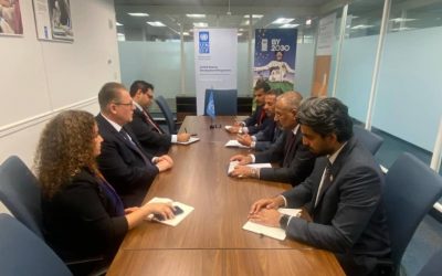 الرئيس الزُبيدي يناقش مع مساعد أمين عام الأمم المتحدة تعزيز دور البرنامج الإنمائي في مرحلة إعادة الإعمار