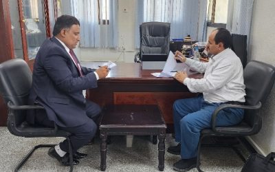 كاك بنك يوقع إتفاقيتي تعاون لصرف مرتبات موظفي السلطة المحلية بالجوف كلية المجتمع بتعز