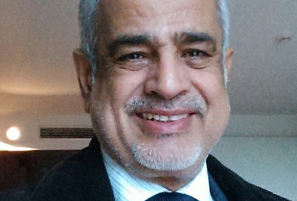 اكاديمي جنوبي يوجه صفعة لعبدالملك الحوثي