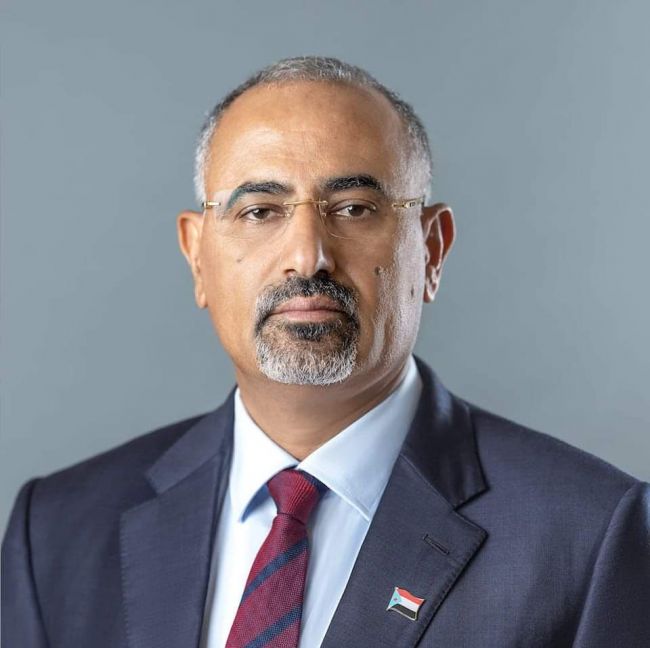 الرئيس الزُبيدي يُهنئ الشعب الجنوبي وقواته المسلحة بمناسبة العيد الوطني الـ60 لثورة 14 أكتوبر المجيدة