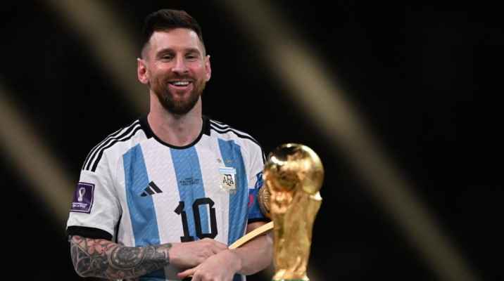 ميسي يزين قائمة منتخب الارجنتين