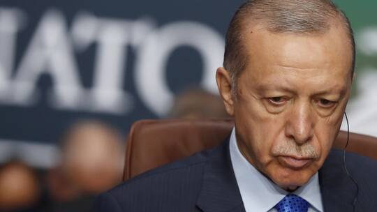 أردوغان يطالب إسرائيل بالخروج من  أردوغان يطالب إسرائيل بالخروج من “حالة الجنون” فورا