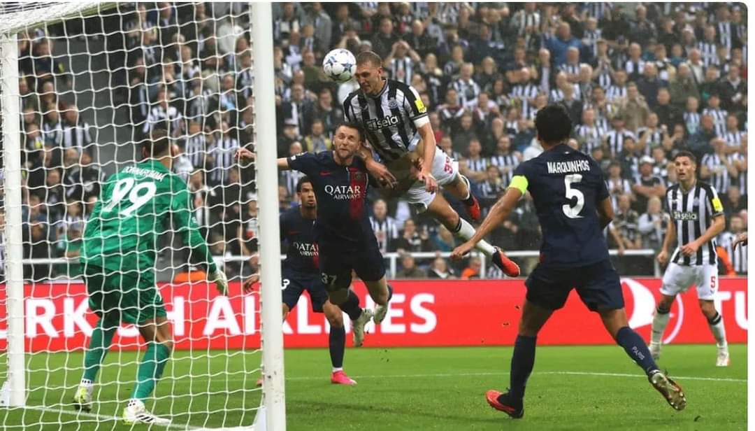 فوز تاريخي لنيوكاسل على باريس سان جيرمان