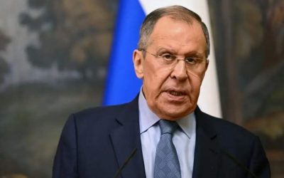 زيارة متوقعة لبوتين.. لافروف يصل الصين