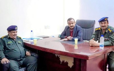 المحافظ بن الوزير يتفقد سير الاداء في فرع مصلحة الجوازات ويشددً على ضرورة تسهيل الاجراءات للمواطنين