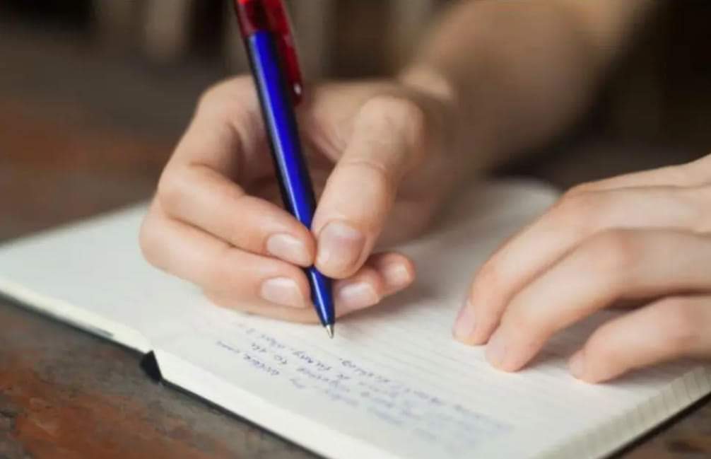 معلومة مدهشة.. هذا تأثير الكتابة على صحة الإنسان