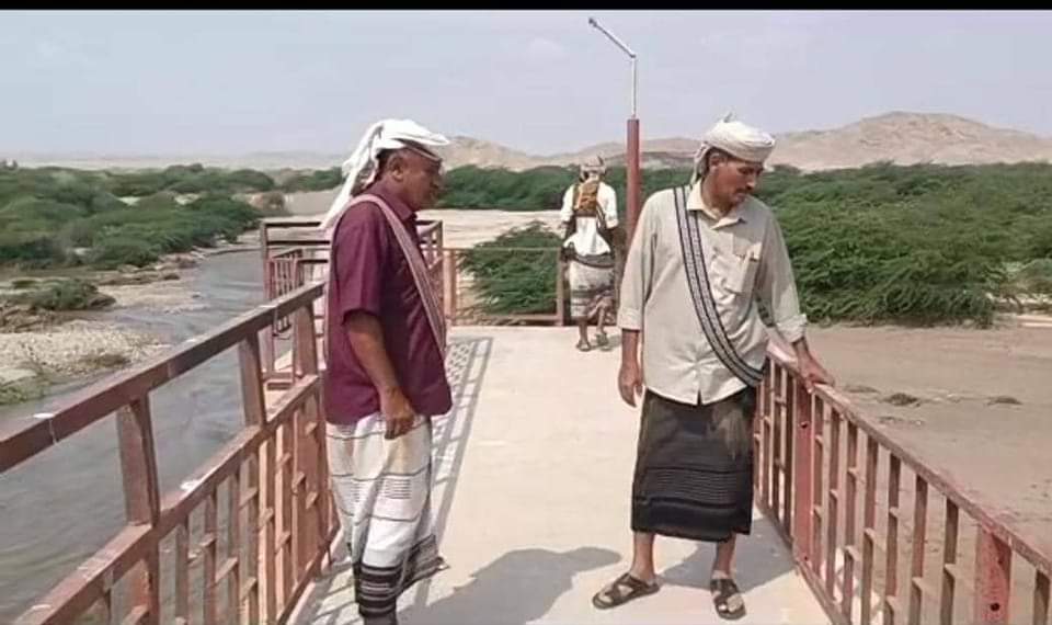 مدير عام مديرية احور يتفقد منشاة الري في دلتا أحور