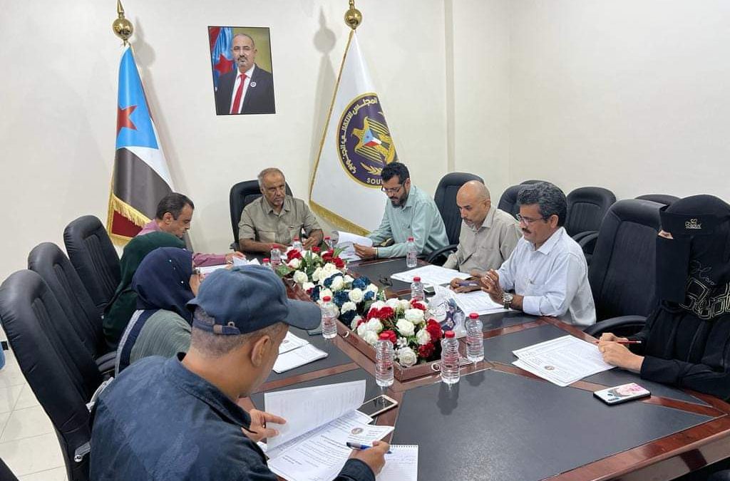الهيئة المجتمعية تعقد اجتماعها الدوري للنصف الثاني من شهر أكتوبر
