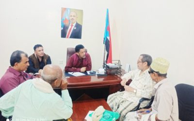 غيثان يناقش وضع اتحاد الفنانين الجنوبيين بالمحافظة
