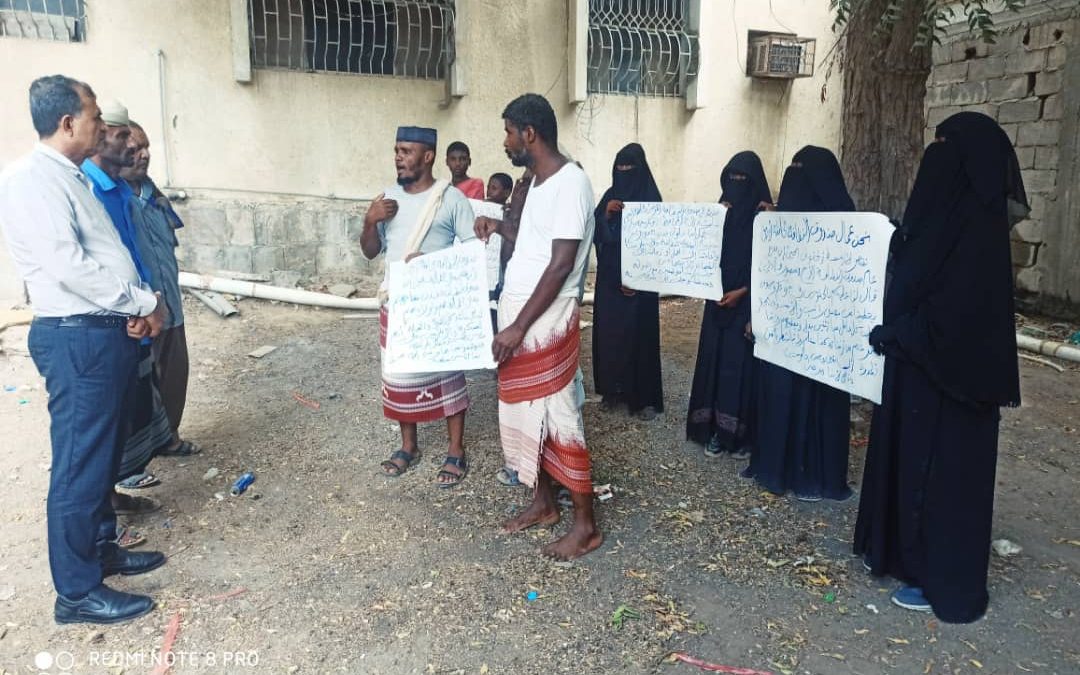 نائب رئيس انتقالي أبين يطلع على شكاوي عمال صندوق النظافة بزنجبار