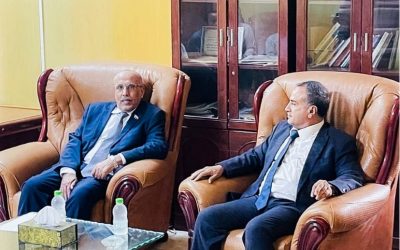 رئيس الجمعية الوطنية يطّلع على سير العمل بجامعة عدن