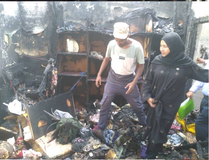 بتوجيهات من الرئيس الزُبيدي.. هيئة الإغاثة والأعمال الانسانية تتفقد أحوال الأسرة المنكوبة بحريق منزلهم بالقلوعة