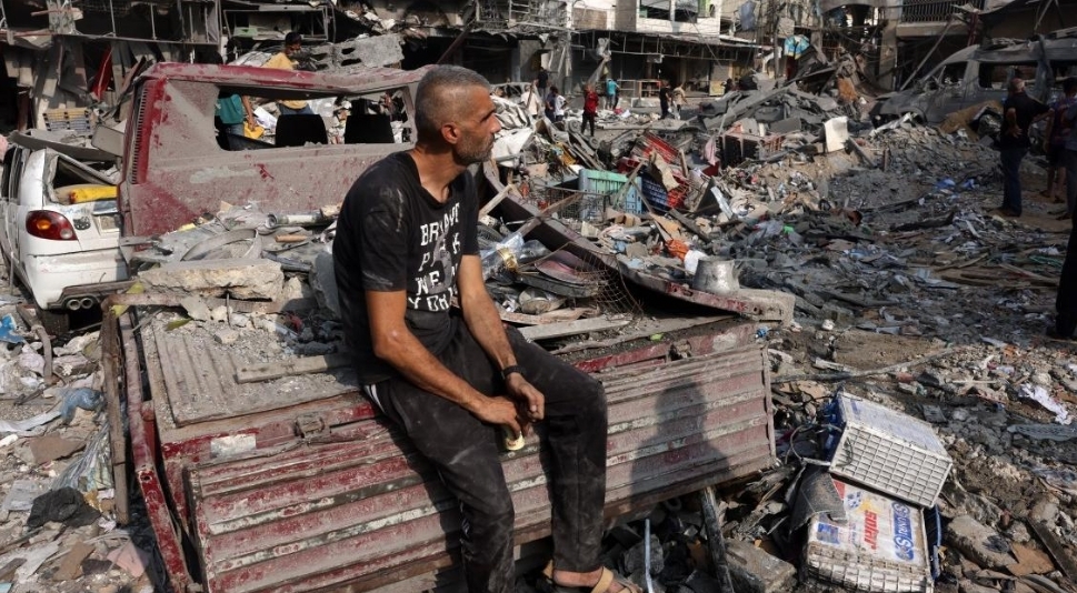 أهالي غزة يصبحون على “دمار” أعنف من الزلازل