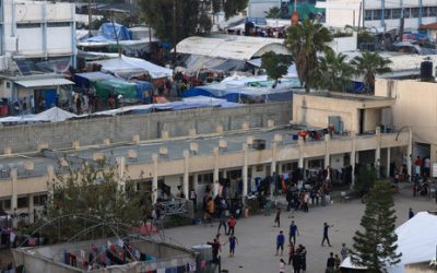 الأونروا: صور وتقارير مروعة عن عشرات القتلى والجرحى بمدرسة في غزة