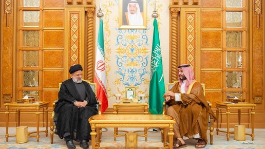 أول لقاء بين ولي العهد السعودي والرئيس الإيراني منذ إعادة العلاقات