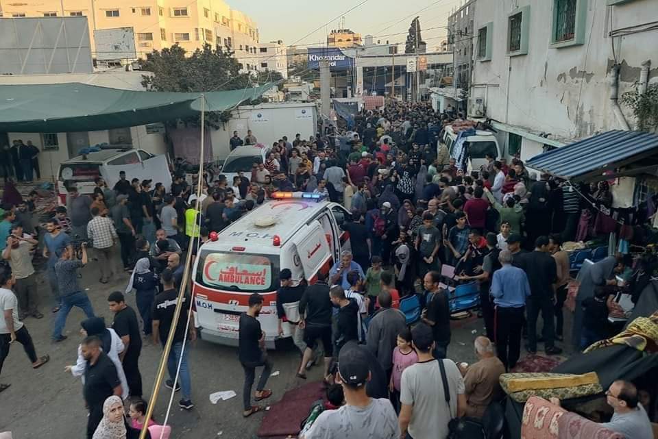 عاجل :عشرات الشهداء والجرحى في  قصف إسرائيلي لمجمع الشفاء الطبي بغزة