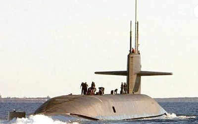 بجانب حاملتي طائرات.. غواصة نووية أميركية للشرق المتوسط