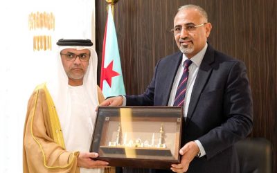 الرئيس  القائد عيدروس الزُبيدي يستقبل سفير دولة الإمارات العربية المتحدة