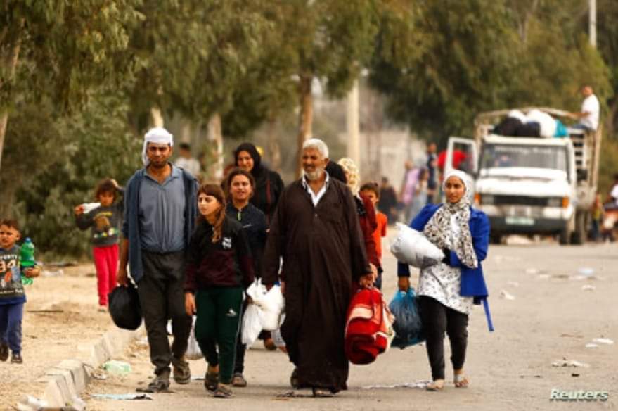 وزير المالية الإسرائيلي “يرحب” بمقترح لـ”إعادة توطين” سكان غزة في دول غربية
