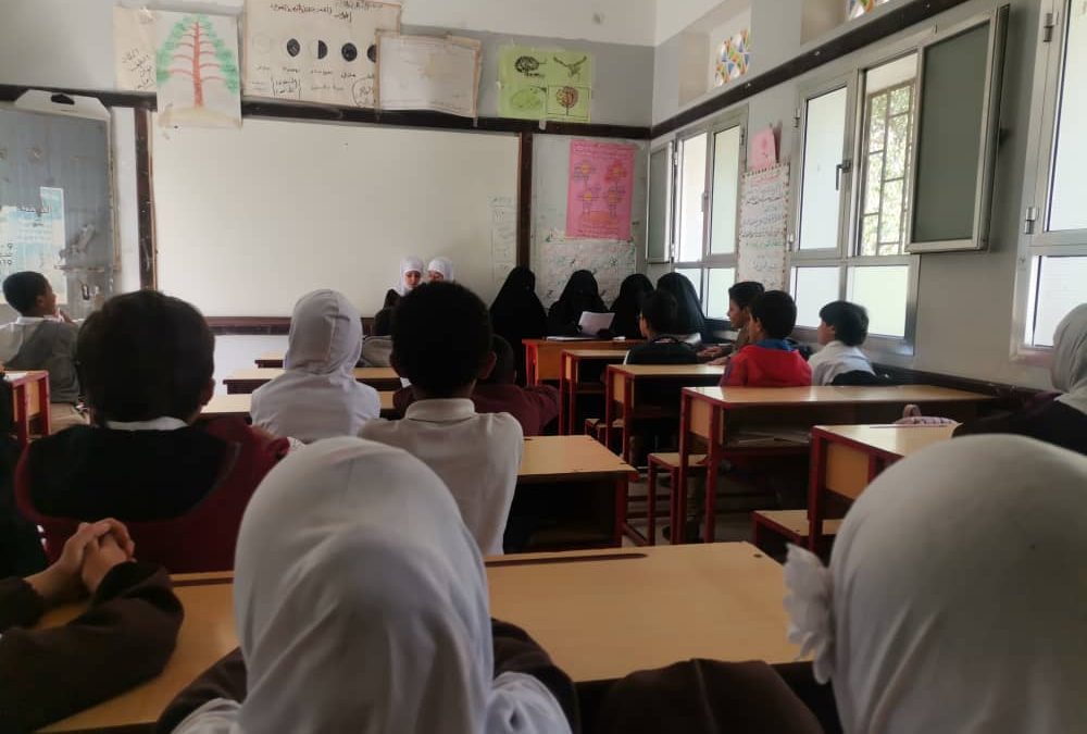 *تواصل المسابقات العلمية والثقافية في مدرسة الشهيد علوي بن علوي بمنطقة أسطلة مديرية يهر*