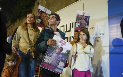 الدفعة الخامسة.. 12 رهينة يصلون إلى إسرائيل والإفراج عن 30 فلسطينيا