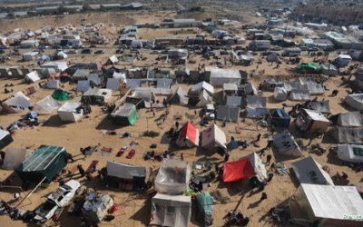 تحولت من أرض قاحلة إلى منطقة مكتظة.. نازحو غزة يعانون في “المواصي”