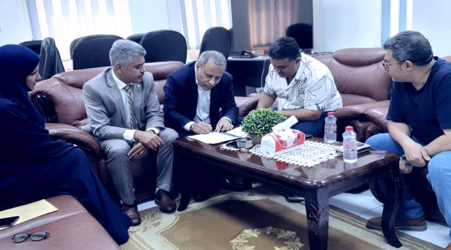 “كاك بنك “يوقع مذكرة تفاهم وصرف مرتبات أعضاء مجلس الشورى