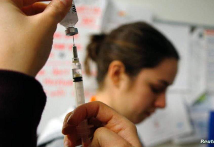 لماذا يمكن أن يؤثر مزاجك على لقاح الأنفلونزا