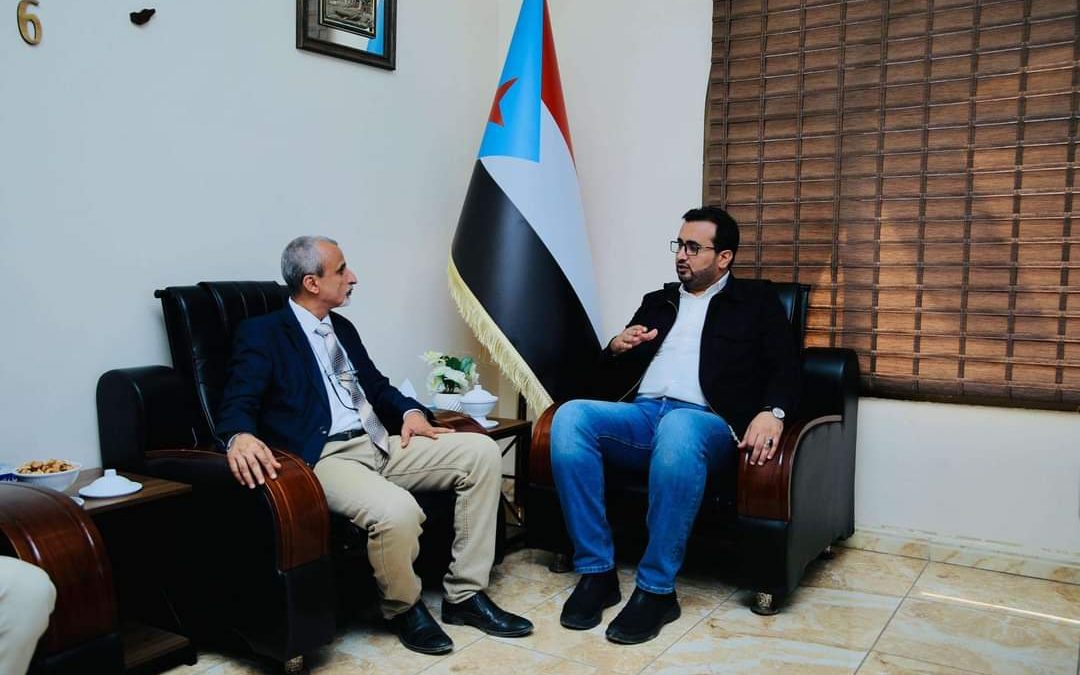 رئيس الهيئة الوطنية للإعلام الجنوبي يلتقي الوكيل الشبحي رئيس لجنة الصحة والبيئة في الجمعية الوطنية