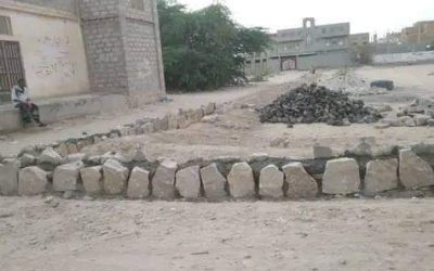 من المسؤول عن تعثر العمل في مشروع تسوير ملعب نادي أحور ؟