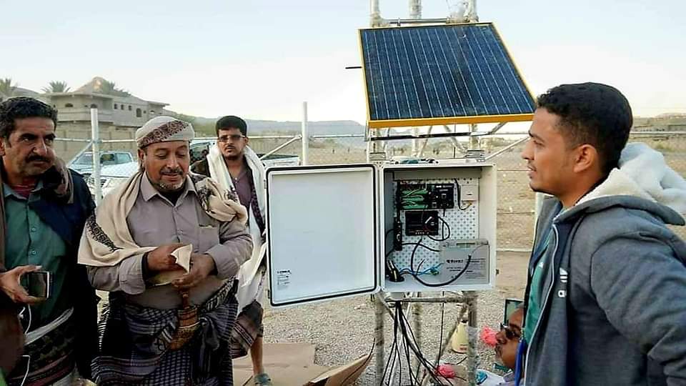 الوكيل الفاطمي يدشن العمل في تركيب محطة الارصاد الجوية لمطار بيحان بشبوة