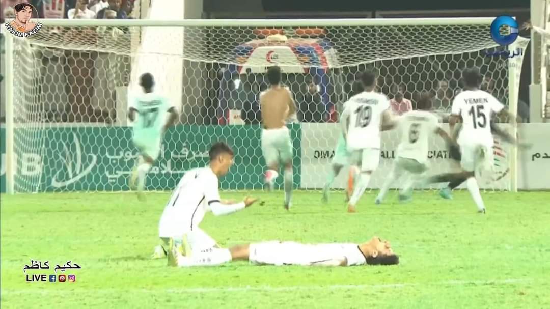 عاجل:المنتخب  اليمني يتوج بطلا لبطولة غرب آسيا للناشئين بعد الفوز على السعوديةبالركلات  الترجيحية