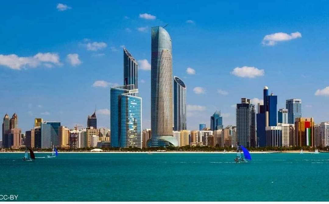 اقتصاد أبوظبي يحقق أكبر قيمة ربعية في تاريخه