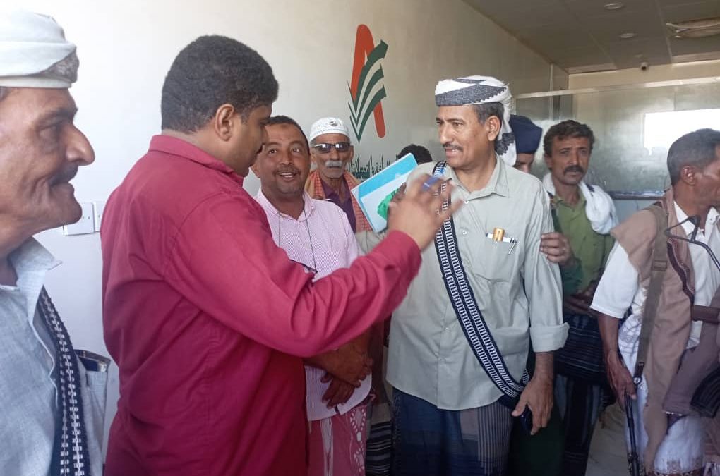 نائب مدير الصناعة والتجارة أبين  نفذ حملة للمحلات التجارية  في أحور