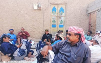 نائب رئيس انتقالي ابين يؤدي واجب العزاء لمدير الادارة التنظيمية بانتقالي المحافظة عبدالله برهوت بوفاة اخيه