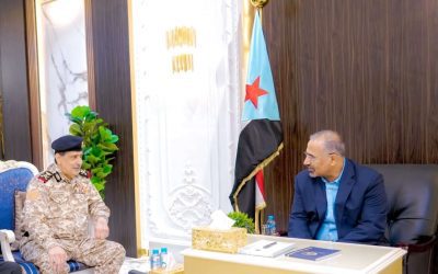 الرئيس الزُبيدي يطّلع على جاهزية القوات البحرية