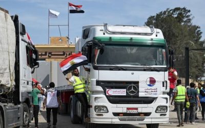 الهلال الأحمر المصري: المساعدات من مصر إلى غزة لا تصل بالسرعة الكافية