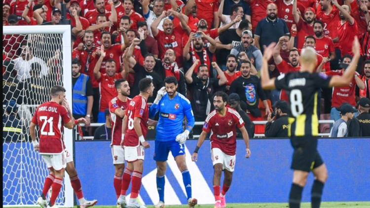 مونديال الأندية.. “الفيفا” يعاقب الأهلي المصري