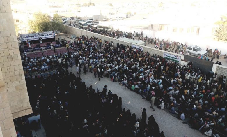 عاجل : أبناء المهرة يحيون مهرجان التلاحم بمناسبة الذكرى 56 لعيد الاستقلال المجيد
