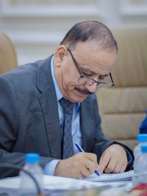وزير النقل يصدر قرارات تكليف في الهيئة العامة للطيران المدني والأرصاد